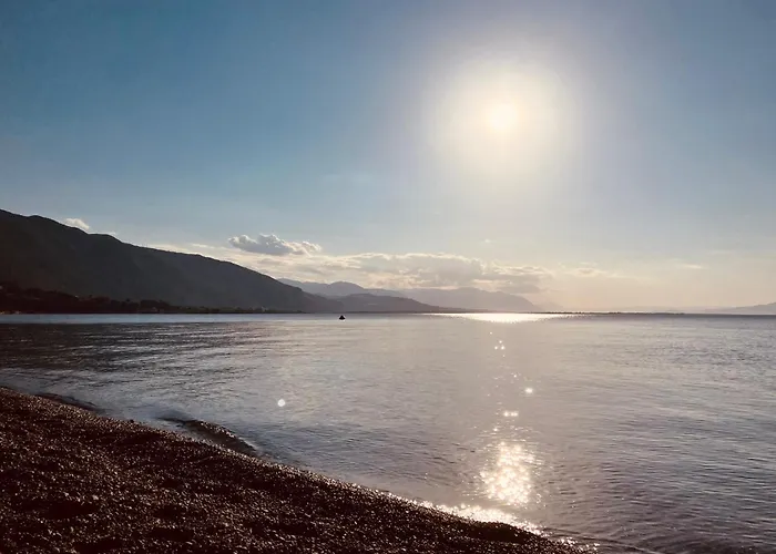 شقة Dimitras كامينا فورلا